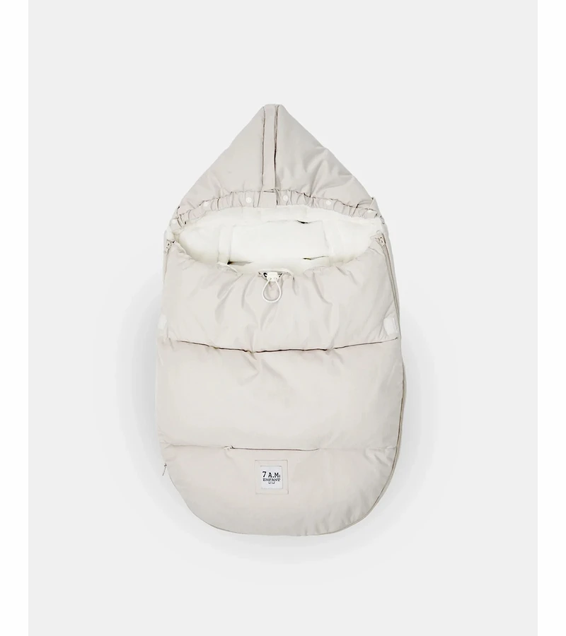 7 A.M. Enfant Plushpod Footmuff - Tundra Heather Beige / White Faux Fur (0-18m) 6 7 A.M. Enfant Plushpod Footmuff - Tundra Heather Beige / White Faux Fur (0-18m) - Image 4