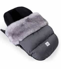 7 A.M. Enfant Plushpod Footmuff - Tundra - Heather Grey Dark - Arctic Faux Fur (0-18m) -Graco Store 7 a m enfant plushpod footmuff tundra heather grey dark arctic faux fur 0 18m 107