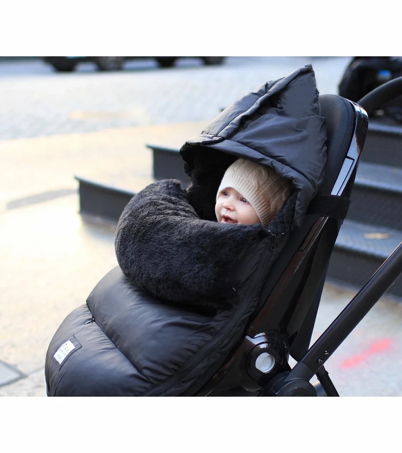 7 A.M. Enfant POD Footmuff, Small/Medium (0-18M) - Black Plush 4 7 A.M. Enfant POD Footmuff, Small/Medium (0-18M) - Black Plush - Image 2
