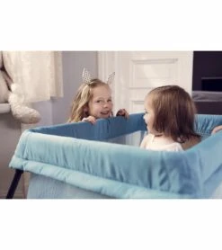 BabyBjorn Travel Crib Light - Pink -Graco Store babybjorn travel crib light pink 257