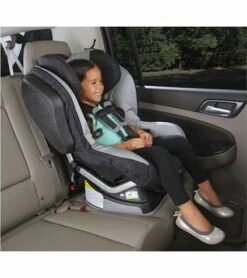Britax Advocate G4.1 Convertible Car Seat Manhattan -Graco Store britax advocate g4 1 convertible car seat manhattan 172