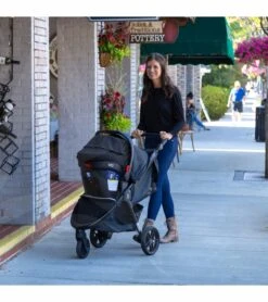 Britax B-Free + Endeavours Travel System - Clean Comfort -Graco Store britax b free endeavours travel system clean comfort 188