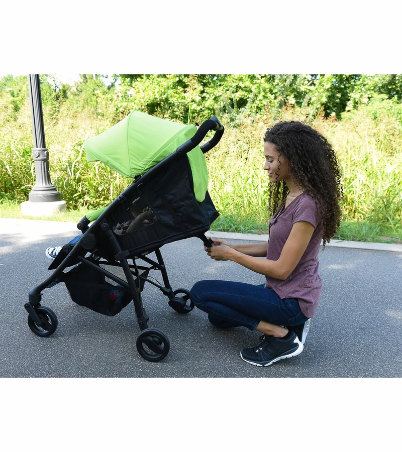 Britax B-Mobile Compact Stroller - Cobalt 8 Britax B-Mobile Compact Stroller - Cobalt - Image 6