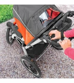 Chicco TRE Performance Jogging Stroller ? Radius 14 Chicco TRE Performance Jogging Stroller ? Radius -Graco Store chicco tre performance jogging stroller radius 288