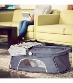 Diono Dreamliner Travel Bassinet - Grey -Graco Store diono dreamliner travel bassinet grey 262