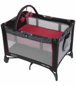 Graco Pack 'n Play On The Go Playard - Chalk Art