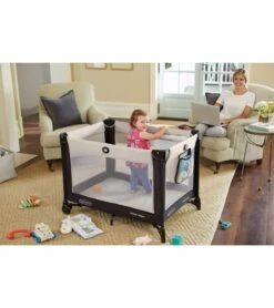 Graco Pack ?n Play On The Go Playard With Folding Bassinet - Twister -Graco Store graco pack n play on the go playard with folding bassinet twister 92