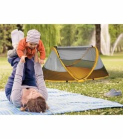 KidCo PeaPod Travel Bed - Sunshine -Graco Store kidco peapod travel bed sunshine 161