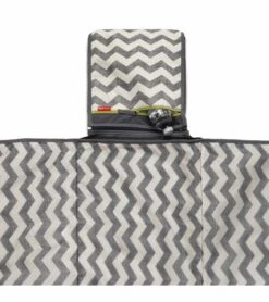 Skip Hop Central Park Outdoor Blanket - Chevron -Graco Store skip hop central park outdoor blanket chevron 183