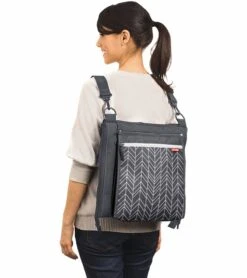 Skip Hop Central Park Outdoor Blanket - Grey Feather -Graco Store skip hop central park outdoor blanket grey feather 254