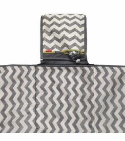 Skip Hop Central Park Outdoor Blanket - Triangles -Graco Store skip hop central park outdoor blanket triangles 222