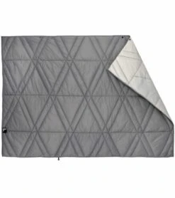 Veer Adventure Outdoor Blanket - Adult (72" X 52") -Graco Store veer adventure outdoor blanket adult 72 x 52 81