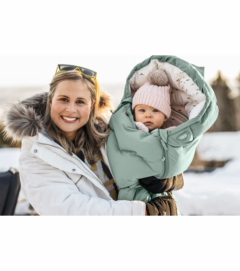 Voksi Urban Footmuff - Pine Green / Cream 7 Voksi Urban Footmuff - Pine Green / Cream - Image 5